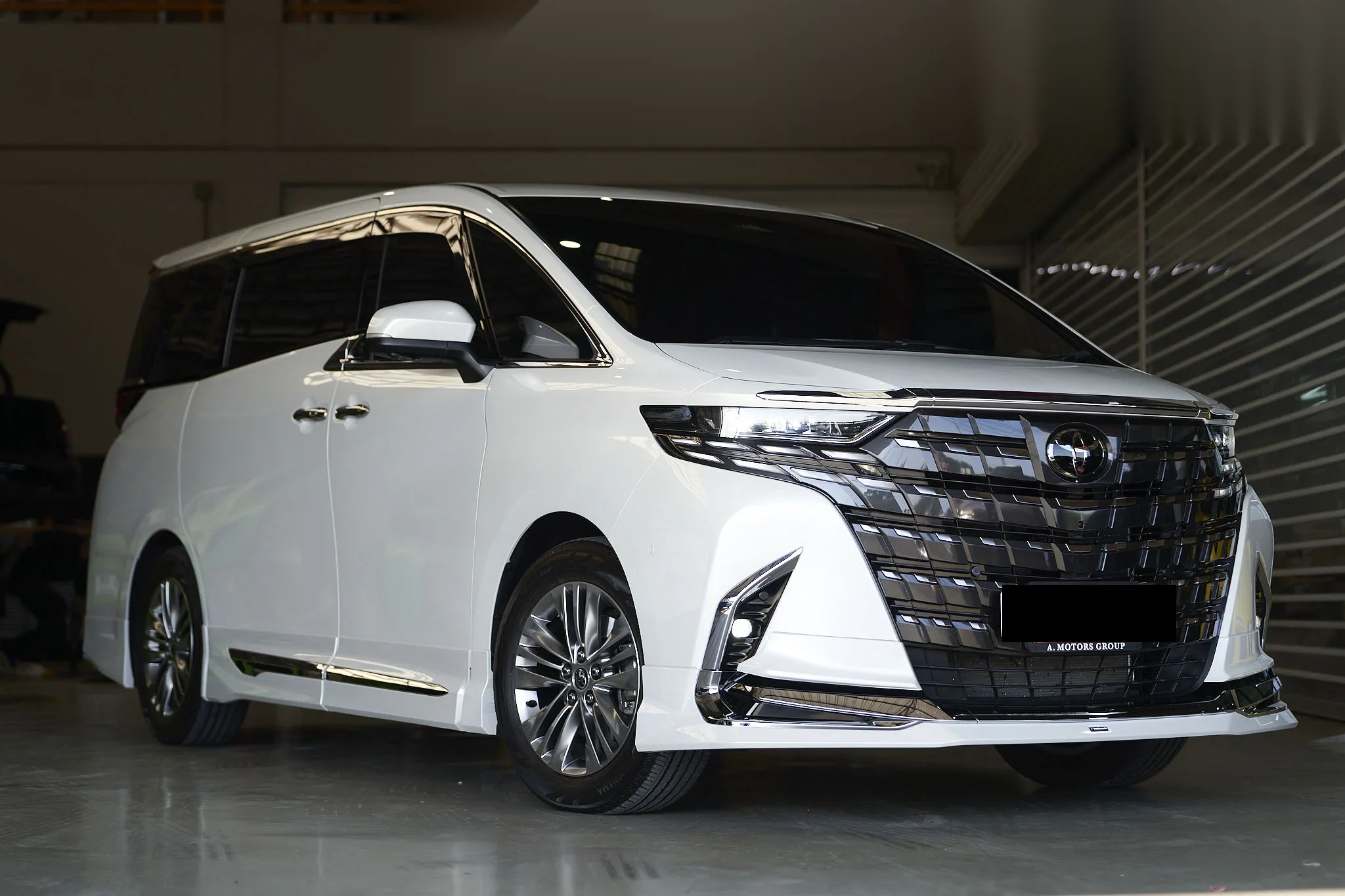 ชุดแต่ง TOYOTA ALPHARD Toyota Alphard 40 x Modellista Prodrive Shop