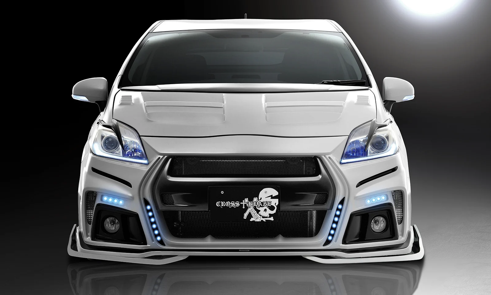 ชุดแต่ง TOYOTA 30 PRIUS MODEL Bumper type ZVW30 2011.12~2015.11 CROSS+BLAZE Rowen Japan