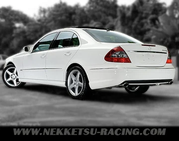 ชุดแต่งรอบคัน BENZ W211 ทรง AMG (PU)