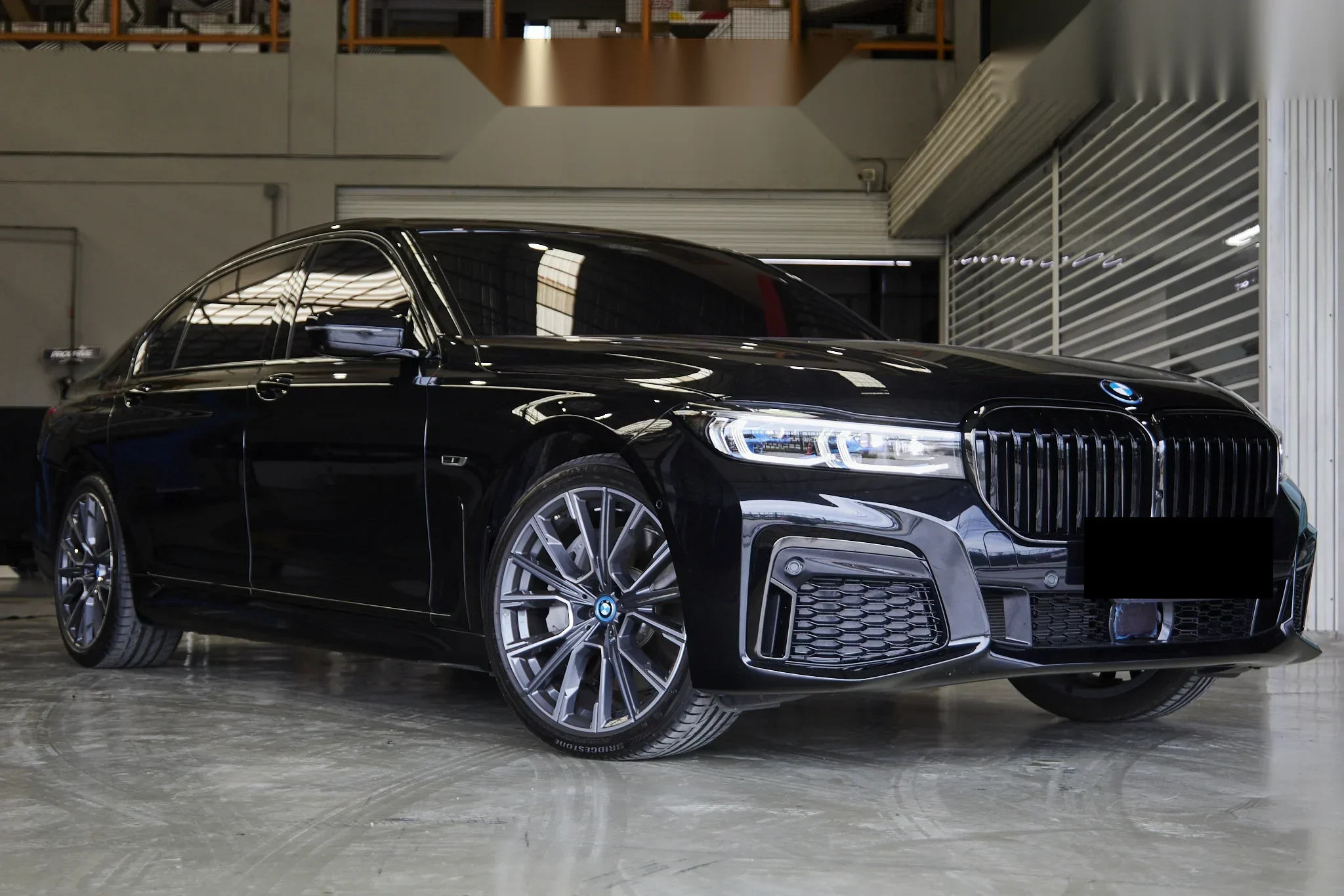 ชุดแต่ง BMW G11 / G12 BMW G12 LCI x Front Grill x Trunk สปอยเลอร์ Prodrive Shop