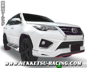ชุดแต่งรถ Fortuner 15-18 ทรง Sporty V4