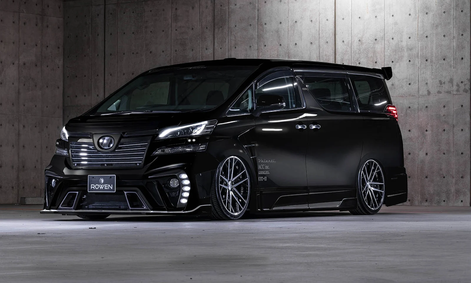 ชุดแต่ง TOYOTA 30 VELLFIRE Z-grade MODEL Bumper type AGH3#W/GGH3#W/AYH30W 2015.1~2017.12 Rowen Japan