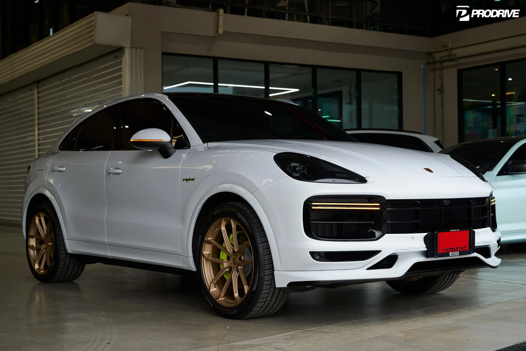 ชุดแต่ง PORSCHE E3 Porsche Cayenne Coupe x DRL Daylight Running Lamp Prodrive Shop