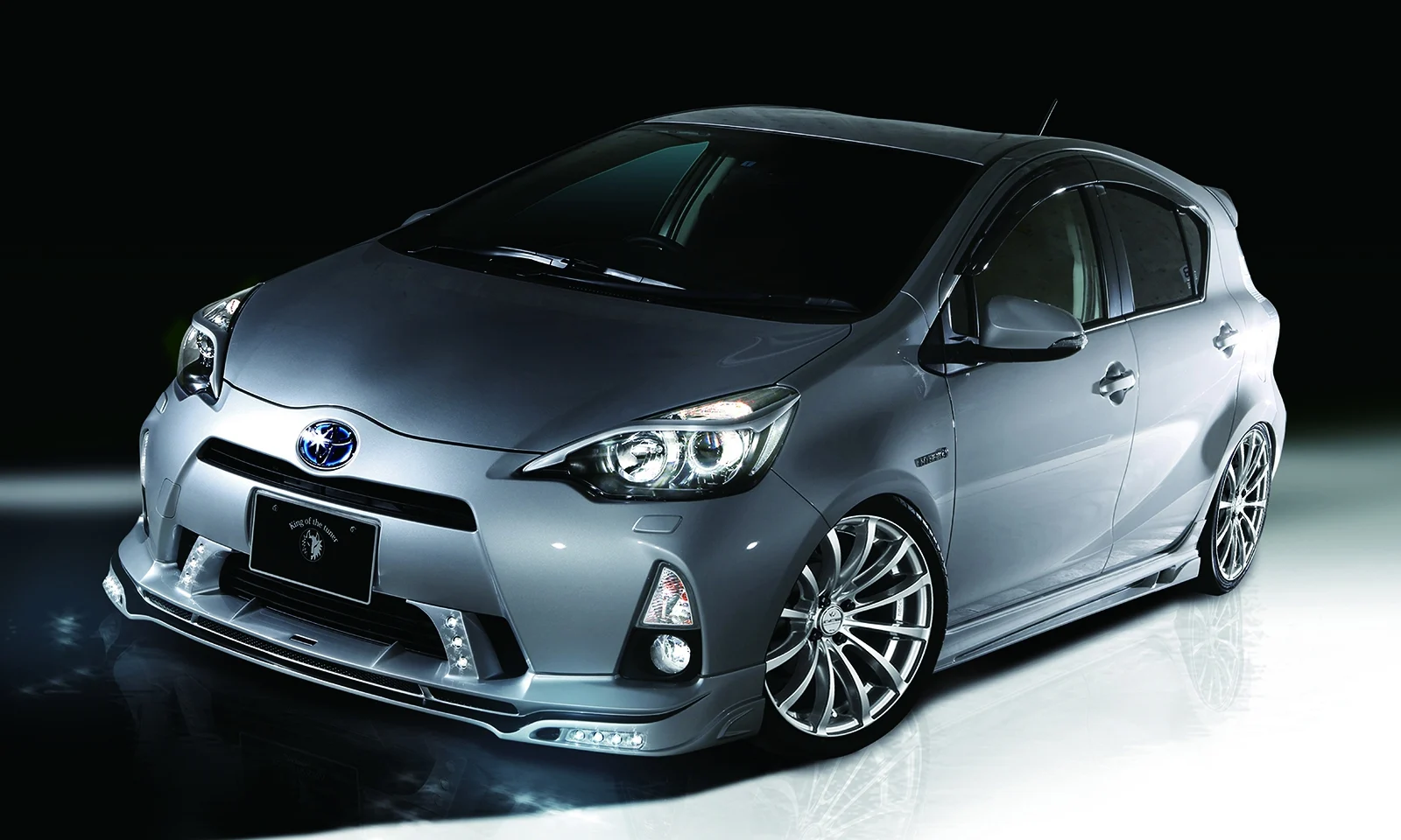 ชุดแต่ง TOYOTA 10 AQUA MODEL NHP10 2011.12~2014.12 JAPAN PREMIUM Rowen Japan
