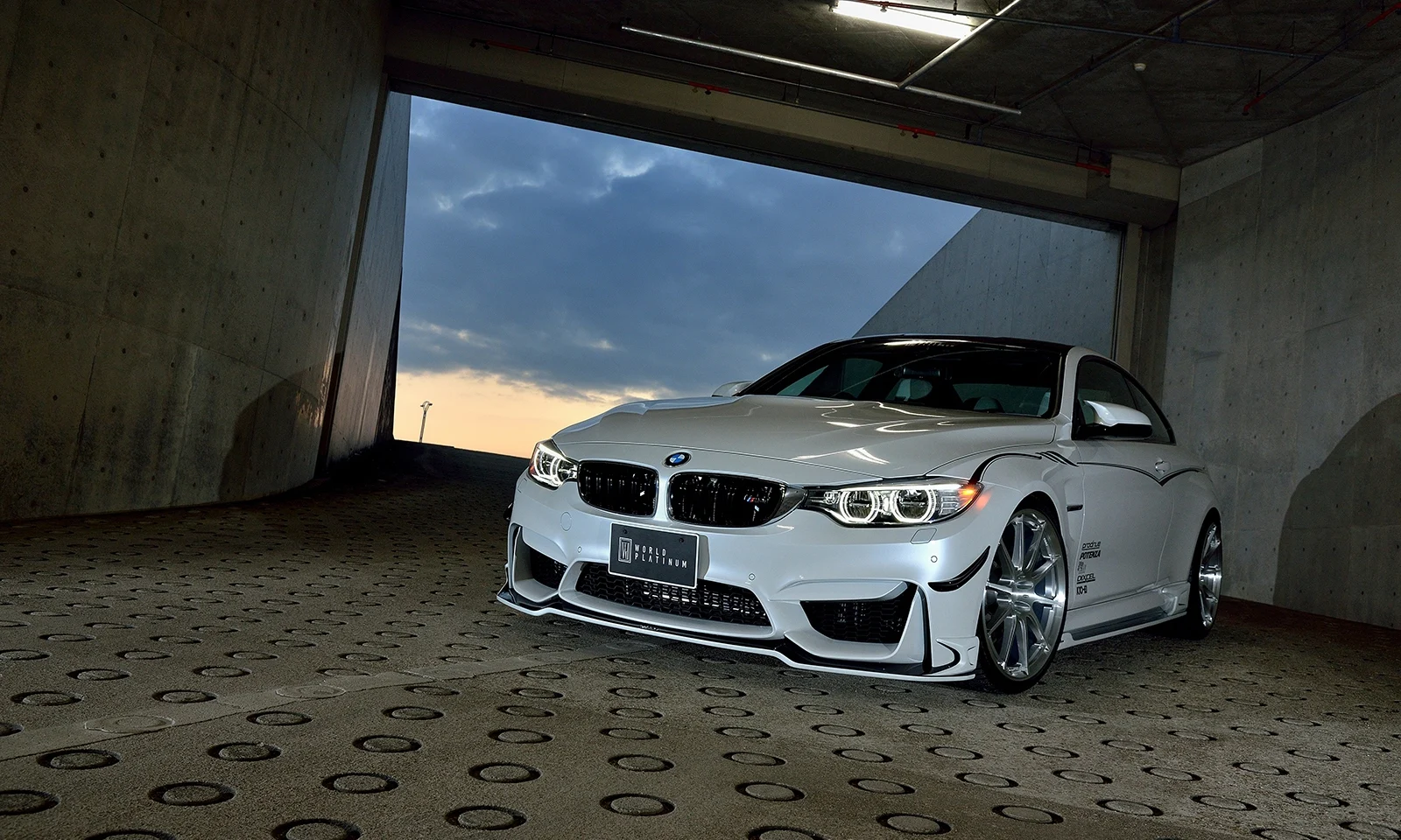 ชุดแต่ง BMW M4 (F82) 3C30 2014.12~Rowen Japan