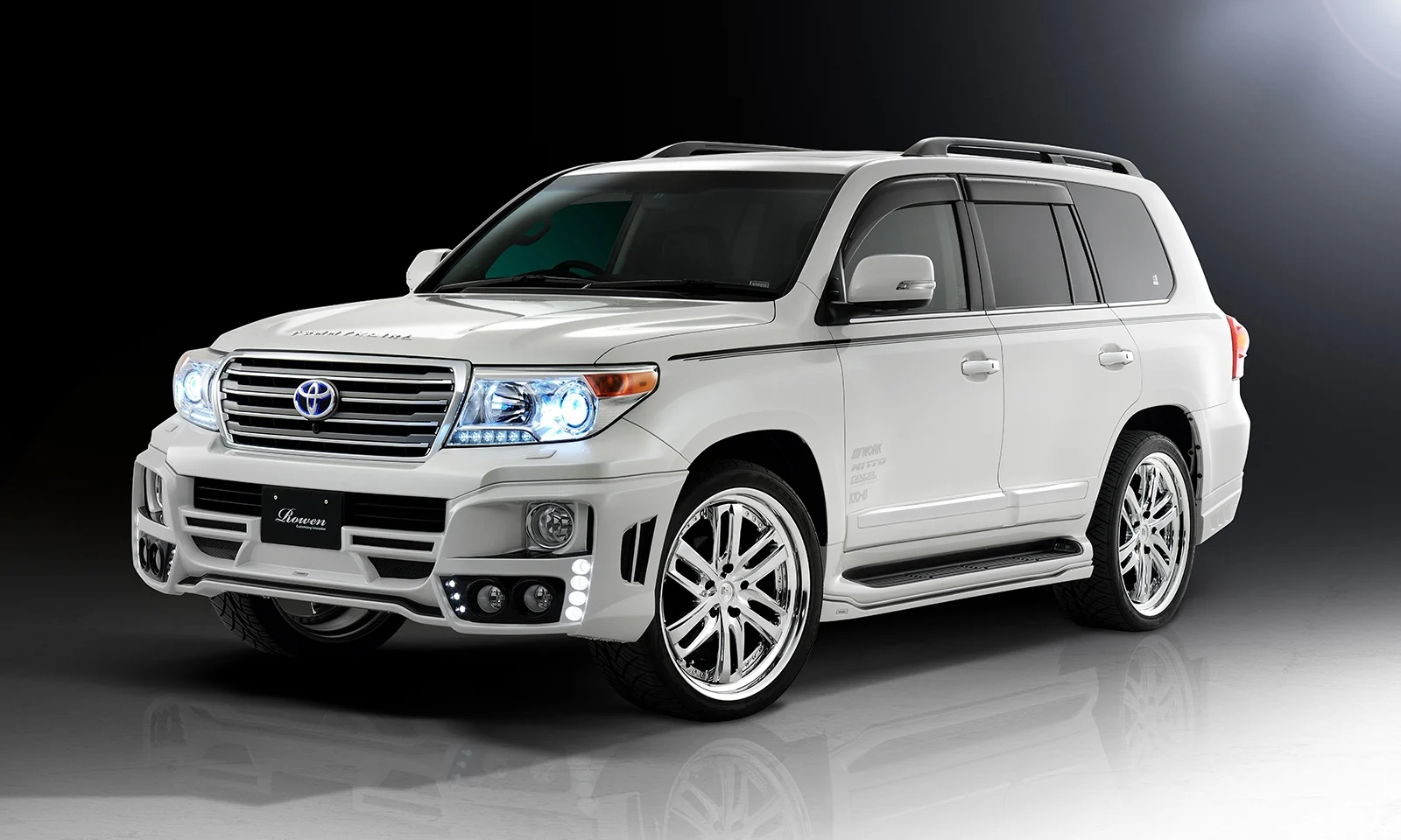 ชุดแต่ง TOYOTA 200 LAND CRUISER MODEL URJ202 2011.12~2015.8 Rowen Japan