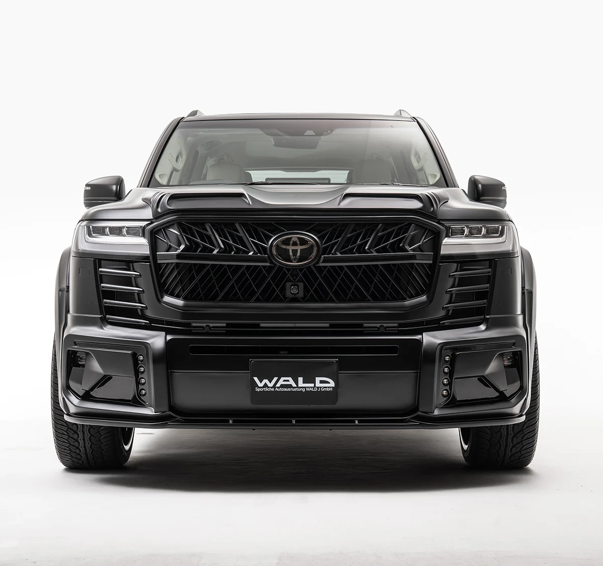 ชุดแต่ง TOYOTA LAND CRUISER 300 ZX SPORTS LINE BLACK BISON EDITION WALD Japan