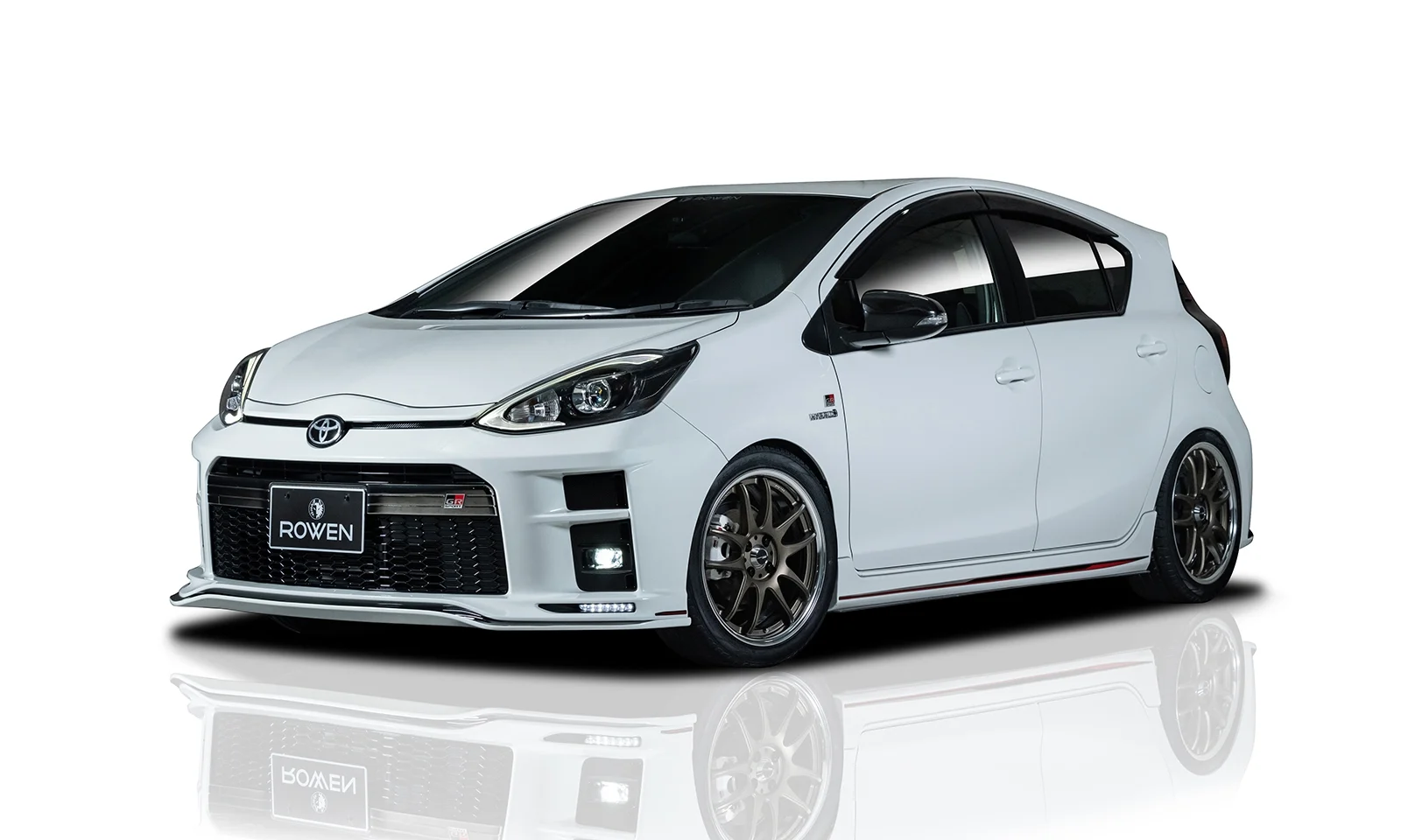 ชุดแต่ง TOYOTA 10 AQUA GR SPORT NHP10 2017.11~2021.7 ROWEN SPORT Rowen Japan