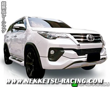 ชุดแต่งรถ Fortuner 15-18 ทรง Sporty V3