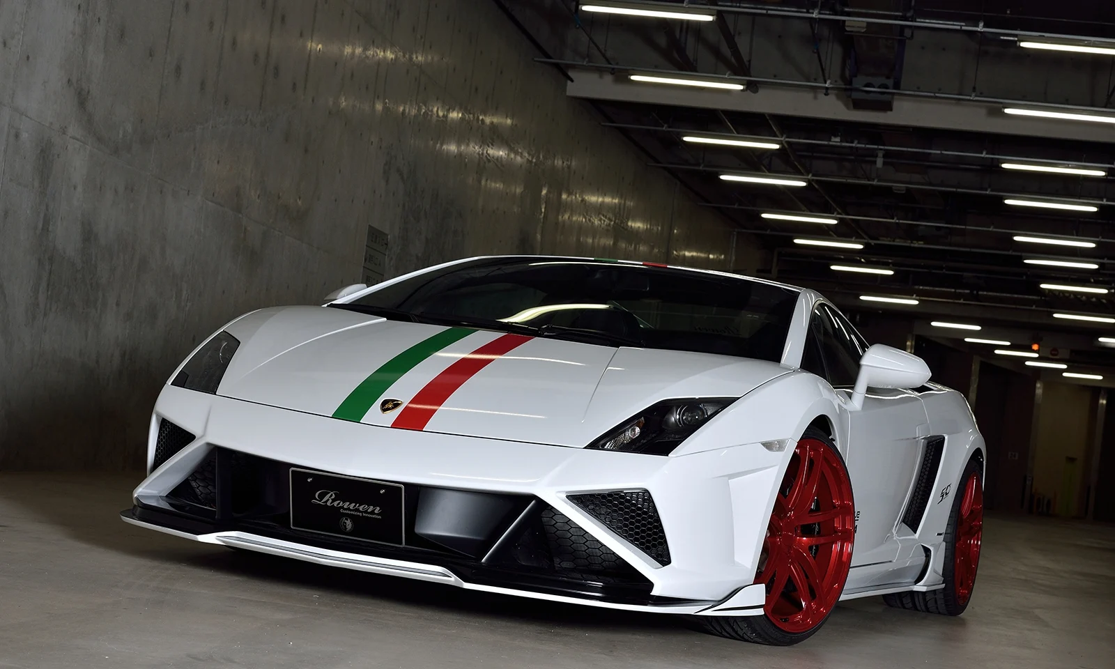 ชุดแต่ง LAMBORGHINI Gallardo MY13 LP550/560/570 2003~2013.11 Rowen Japan