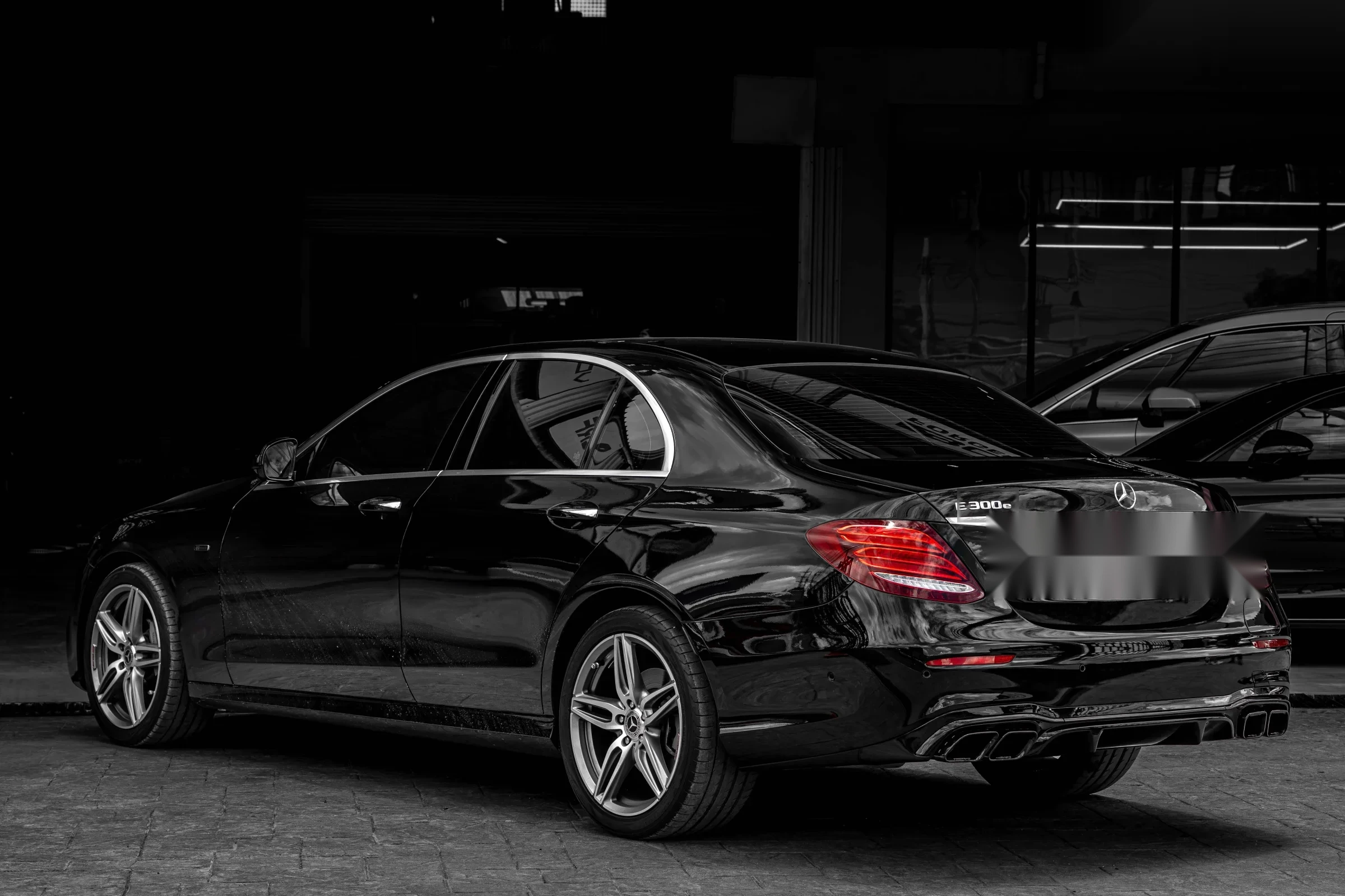 ชุดแต่ง MERCEDES BENZ E53 W213 Mercedes-Benz W213 E300e x ดิฟฟิวเซอร์หลัง with Exhaust Tips Prodrive Shop