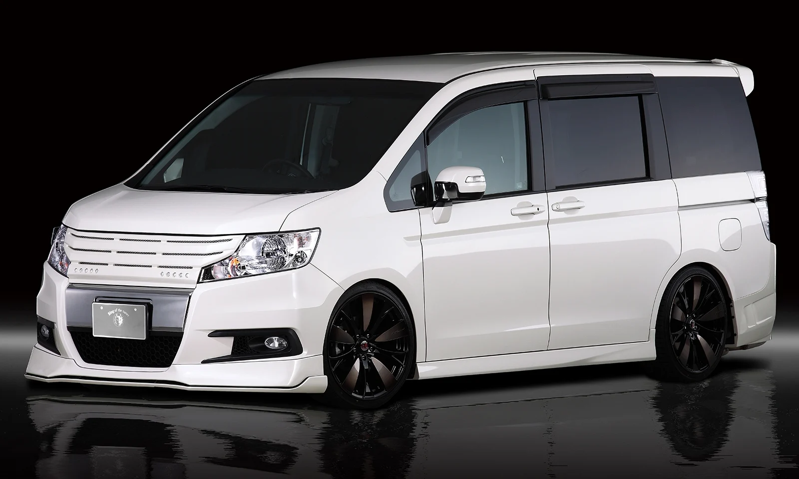 ชุดแต่ง HONDA STEP WGN SPADA Ver.1 RK5-6 2009.10~2012.03 Rowen Japan