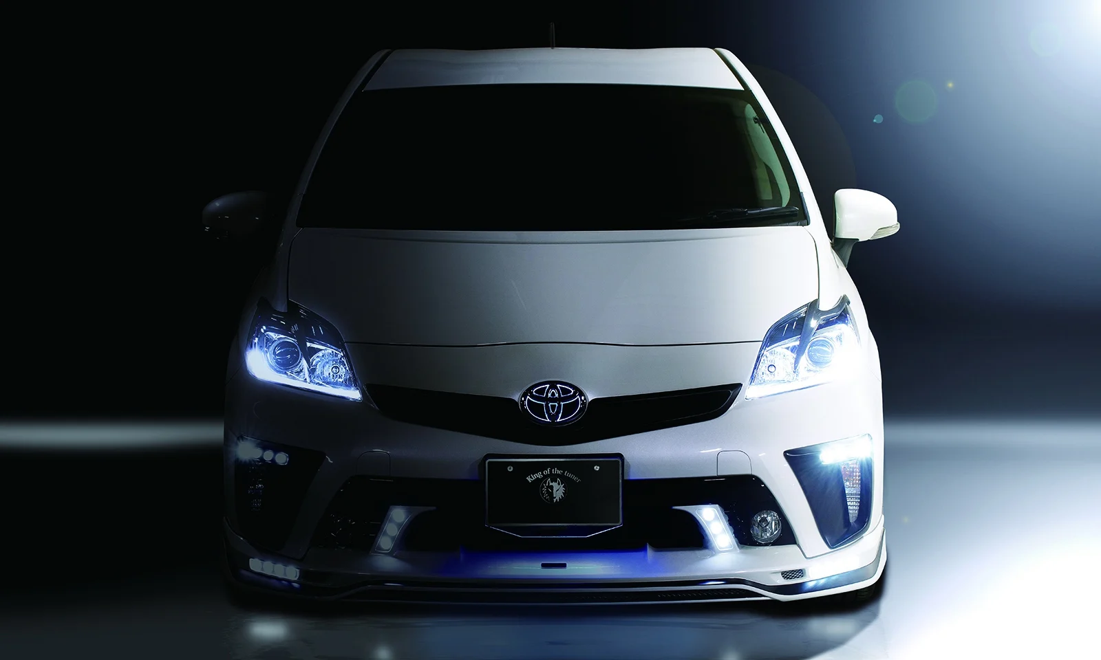 ชุดแต่ง TOYOTA 30 PRIUS MODEL ZVW30 2011.12~2015.11 Rowen Japan