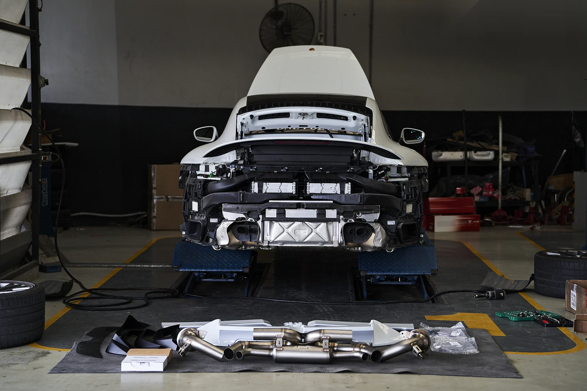 ชุดแต่ง PORSCHE 992.1 SERIES 992 x TechArt Rear Wing x IPE Prodrive Shop